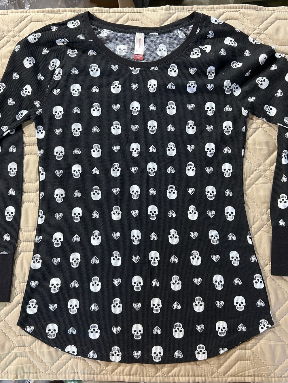 No Boundaries Black Long Sleeve Top with White Skull & Heart Print